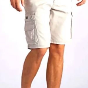 Lee cargo sz 42, jean shorts, big/tall men’s/excellent